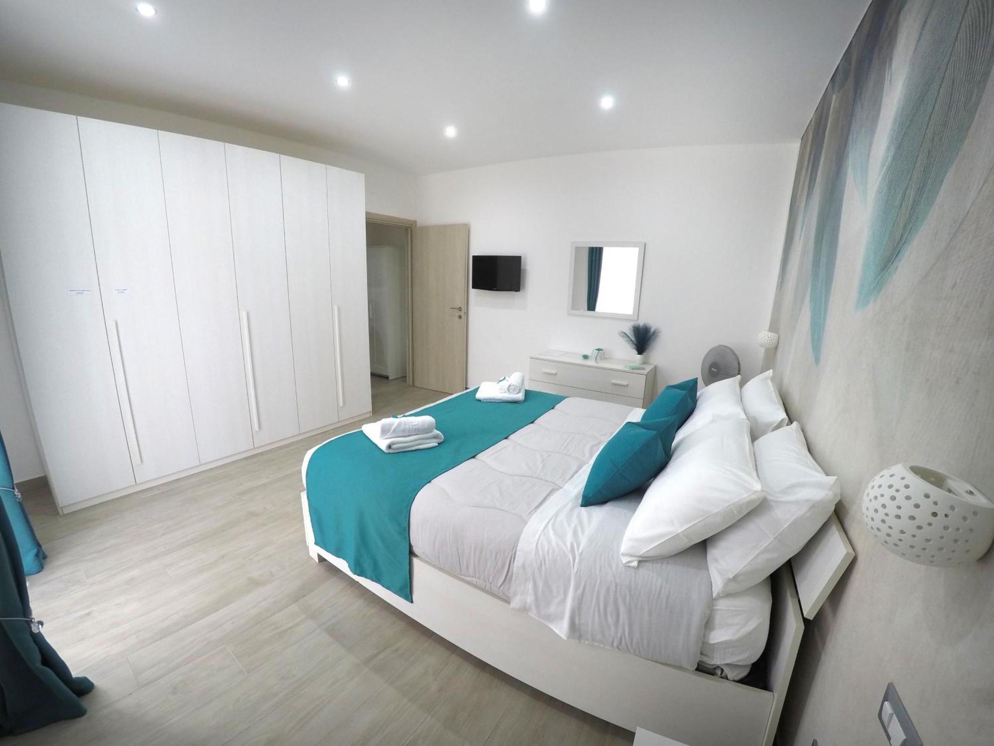 Midos Home Syracuse Luaran gambar