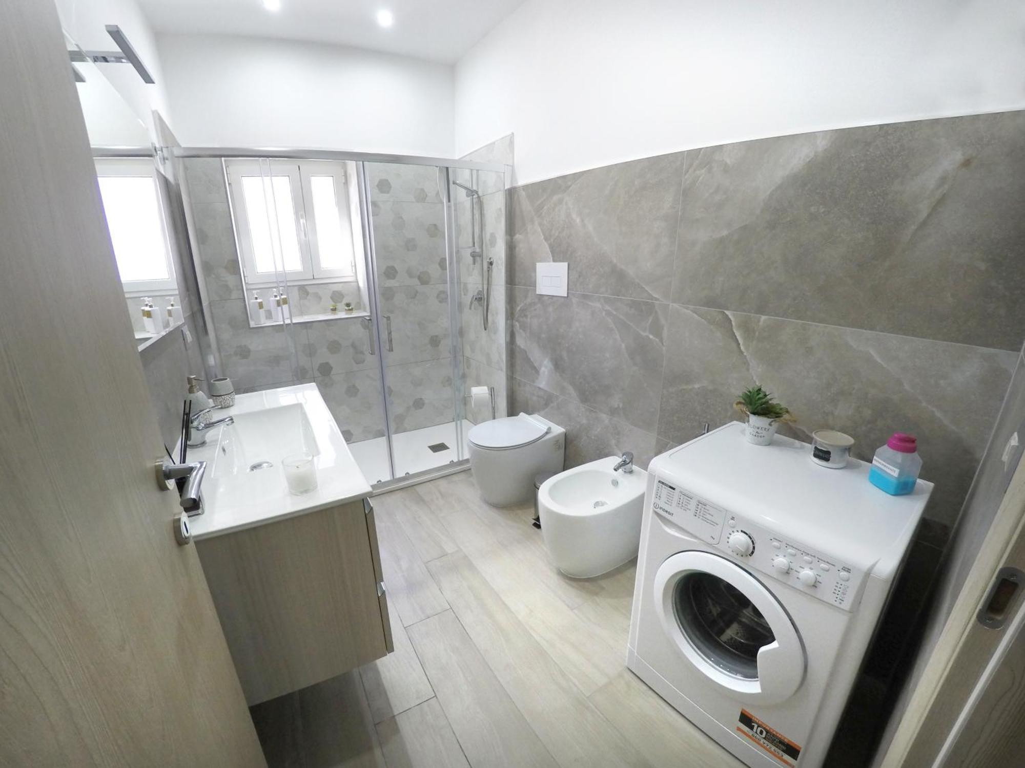 Midos Home Syracuse Luaran gambar